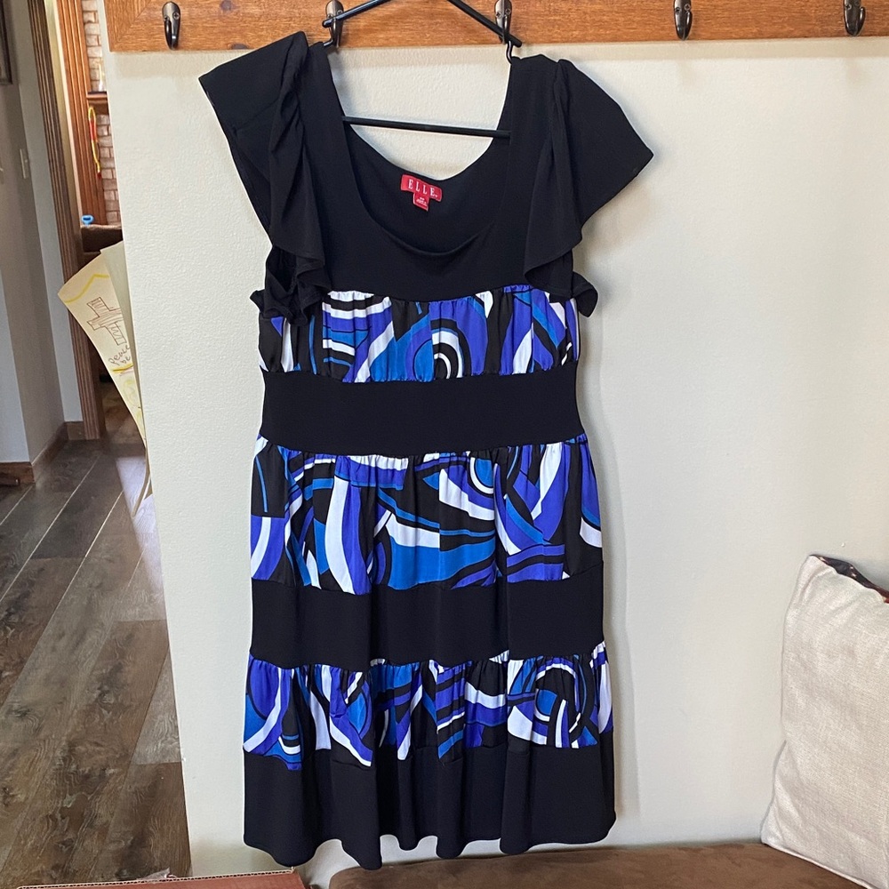 Women’s (XS/S) “Elle” Black Dress with Blue Accents - Fun 🤩 and adorable on!!